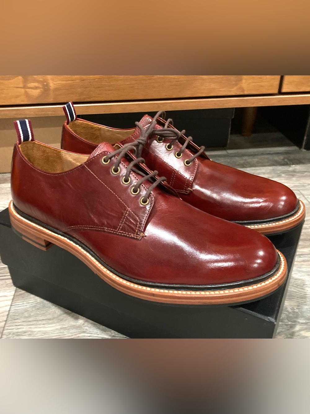 J.Crew J8989 Leather Oar Stripe Derby Shoes in Red US 9.5
